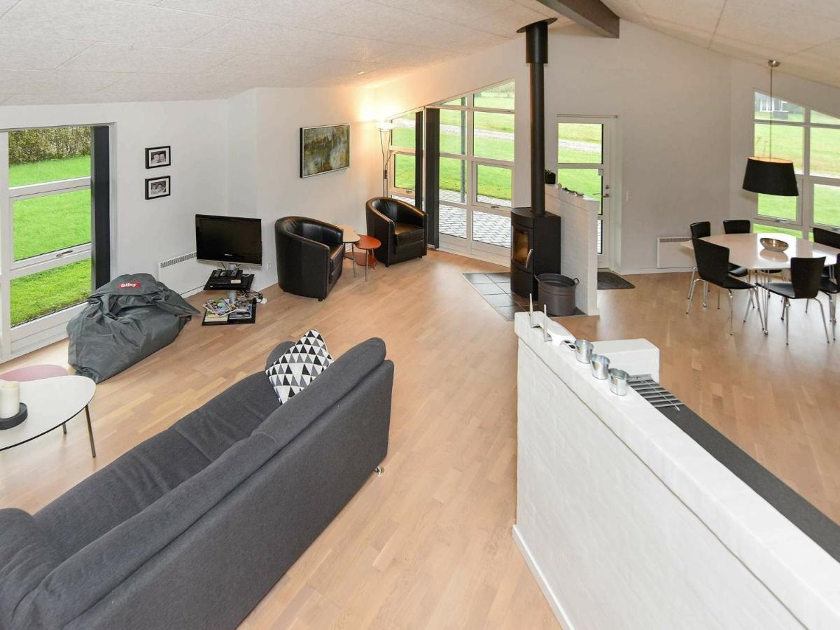 Luxurious Holiday Home In Hovborg With A Scenic View 호프보리 외부 사진